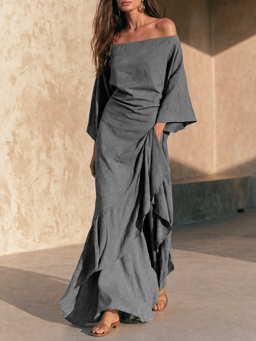 Aure | Robe Maxi Minimaliste Épaules Dénudées à Ourlet Volanté et Manches Évasées