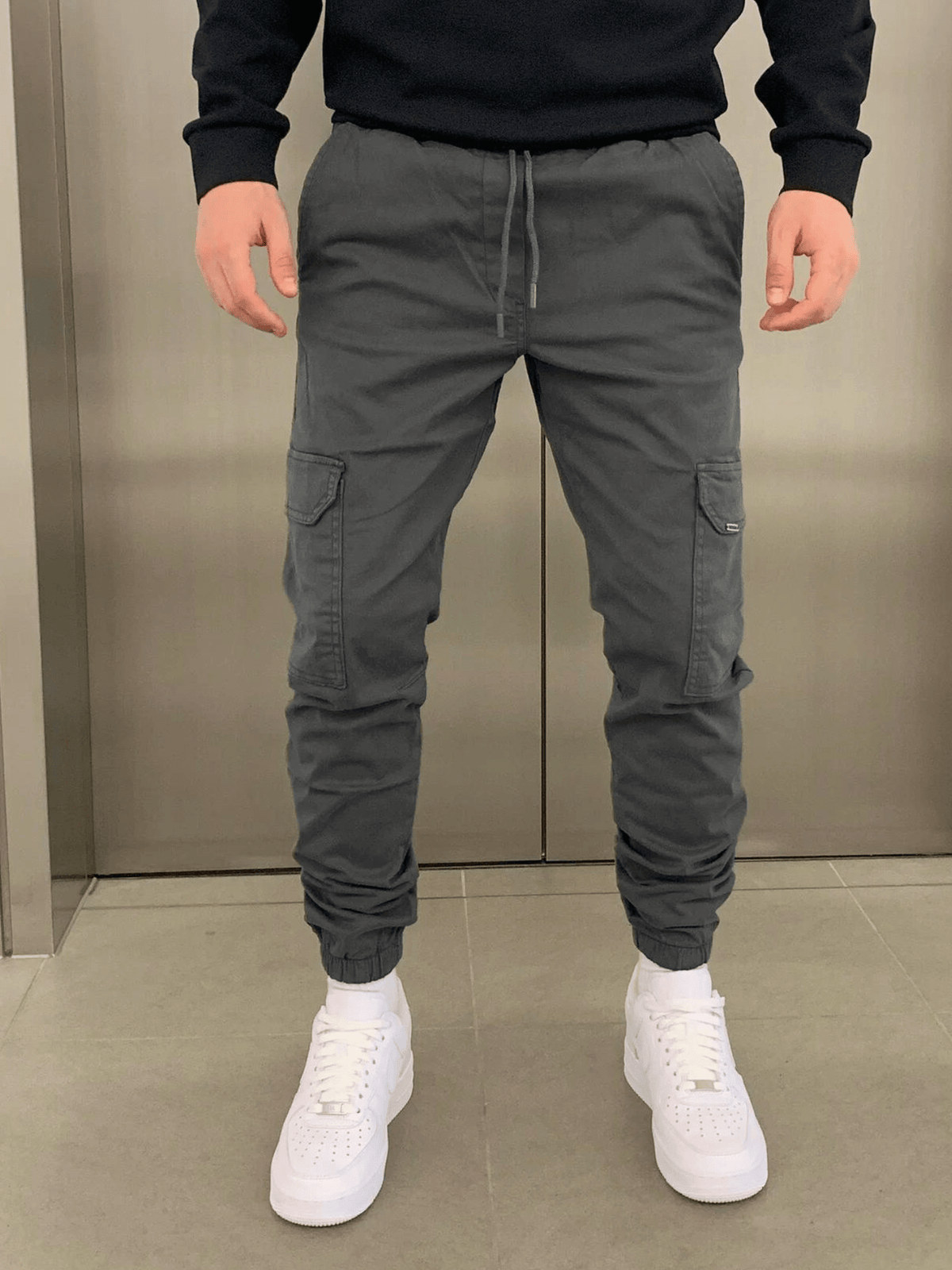 Jogging Cargo Élégant en Tissu Confortable et Chic