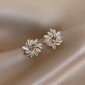 Léonie™ | Boucles d'Oreilles Opale Dorées Élégantes