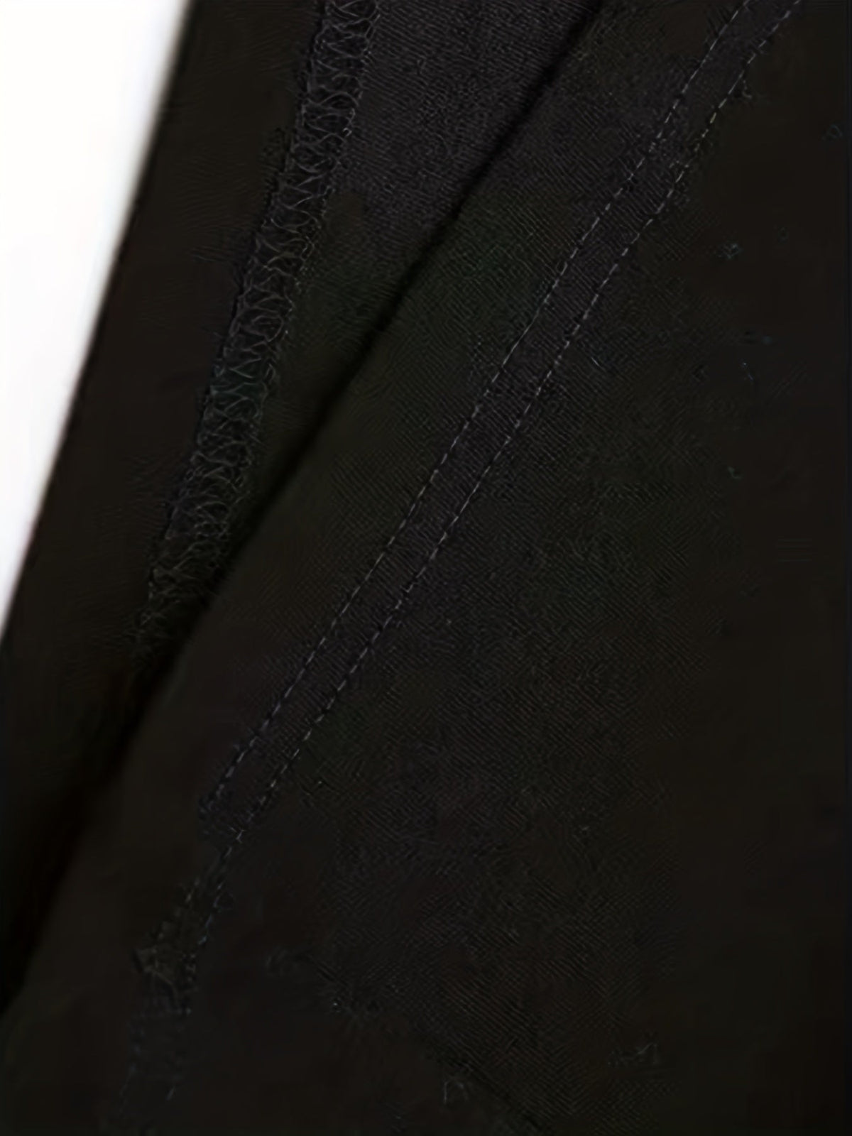 Maevine | T-shirt élégant à col rond avec imprimé graphique