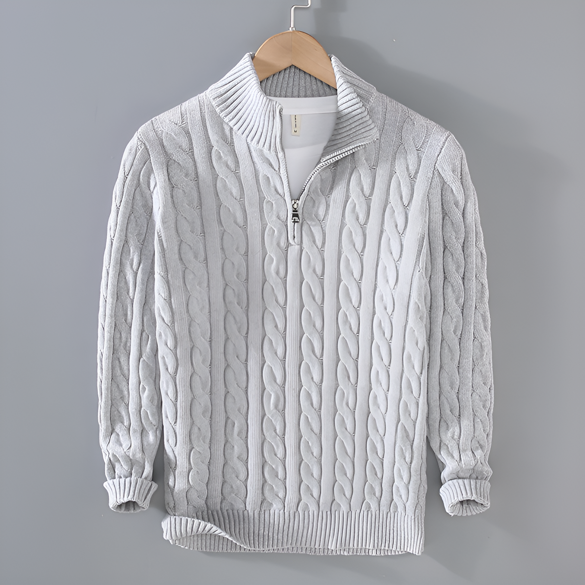Pull Torsadé Élégance à Demi-Zip - Maison Claire et Sylvie