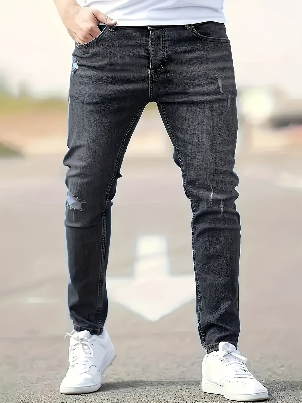 Jeans Slim Élégants avec Détails Déchirés - Maison Claire et Sylvie